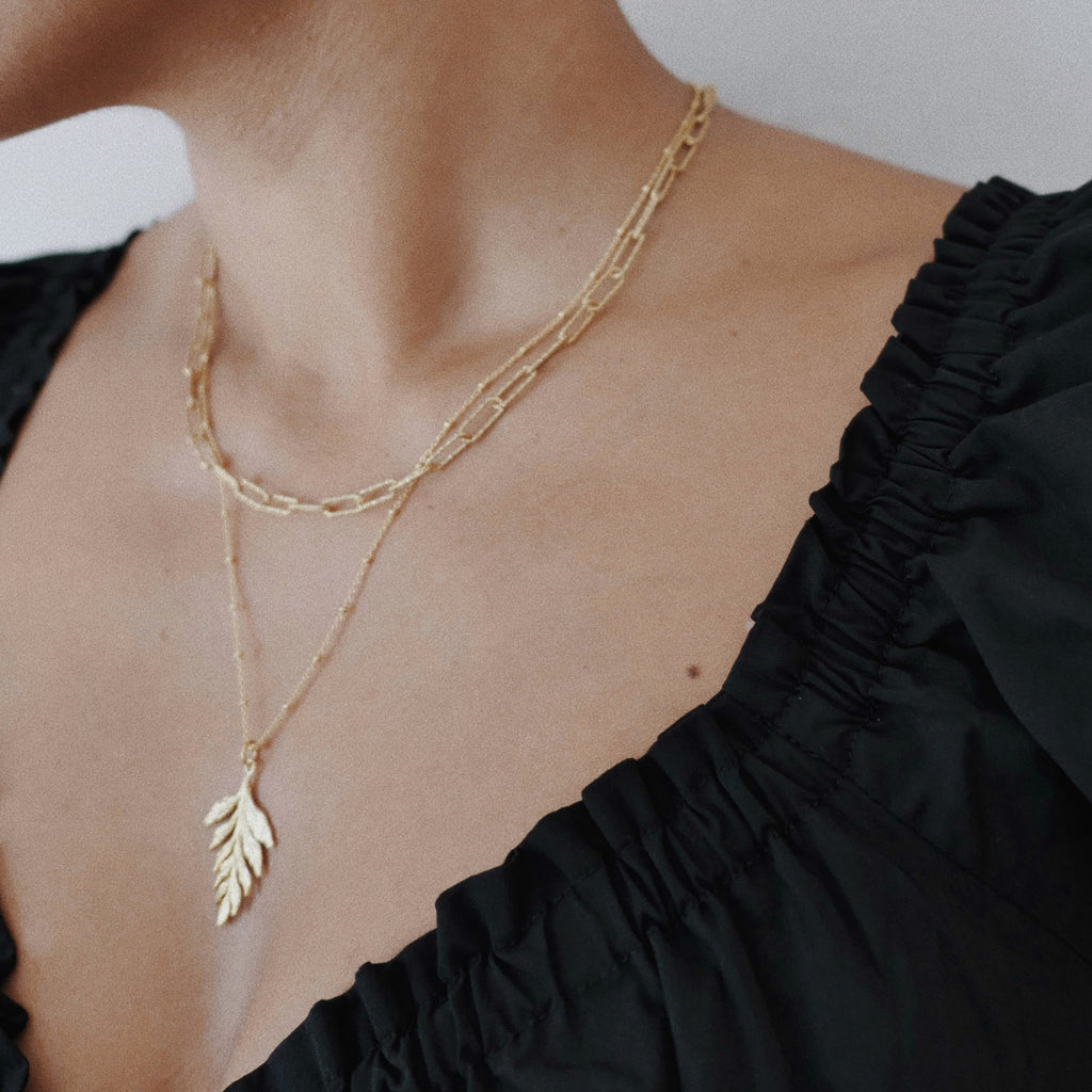 Catherine Zoraida Gold Glitter Chain Necklace