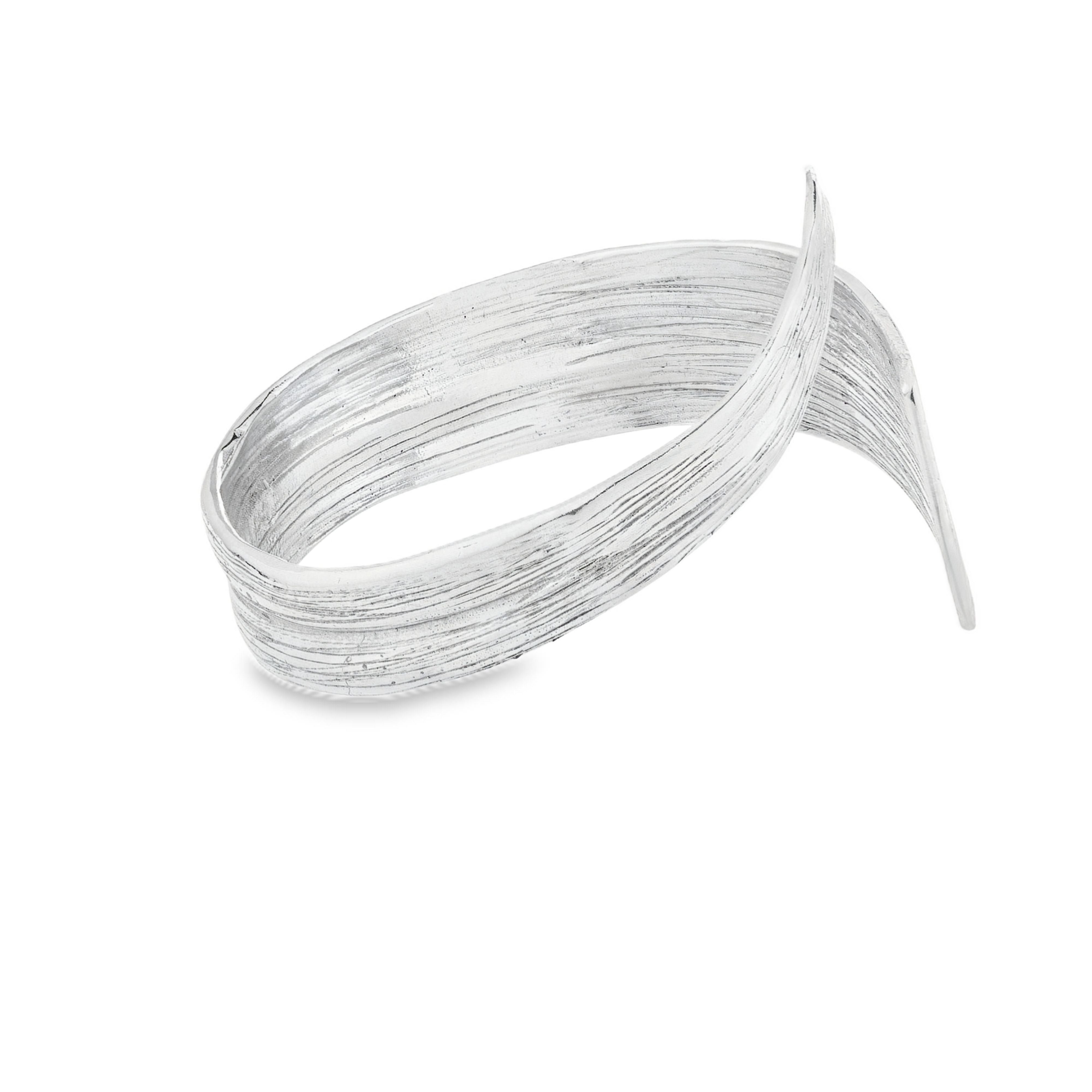 Blade Grass Cuff