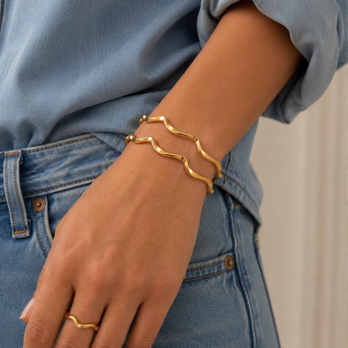 Gold Ripple Cuff